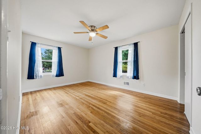 3316 Chalmers Drive, Wilmington, NC 28409