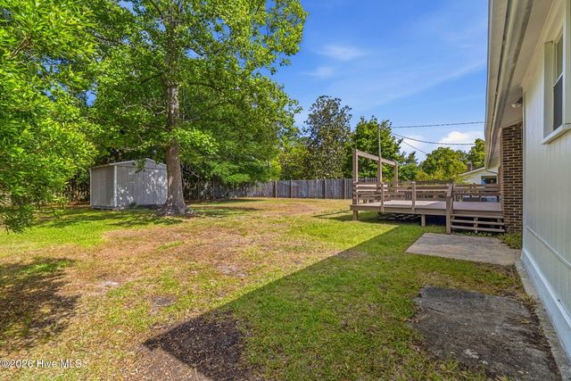 3316 Chalmers Drive, Wilmington, NC 28409