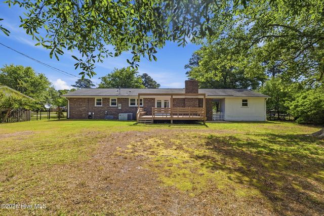 3316 Chalmers Drive, Wilmington, NC 28409