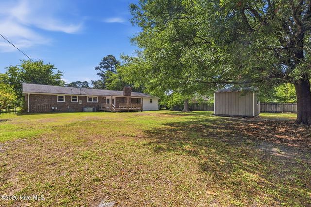 3316 Chalmers Drive, Wilmington, NC 28409