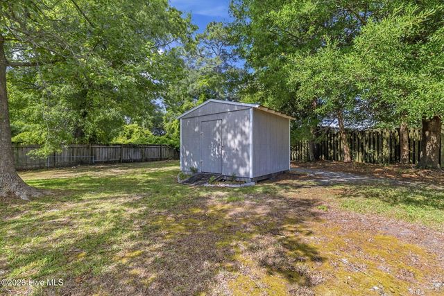 3316 Chalmers Drive, Wilmington, NC 28409