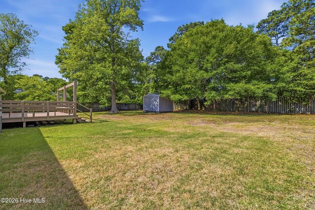 3316 Chalmers Drive, Wilmington, NC 28409