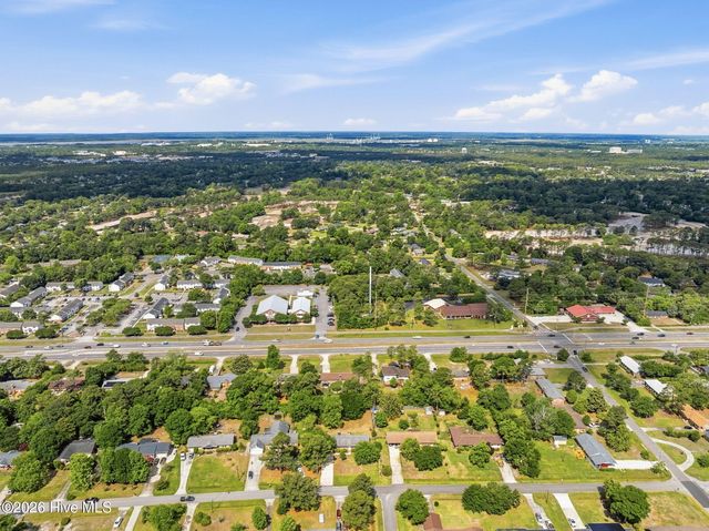 3316 Chalmers Drive, Wilmington, NC 28409