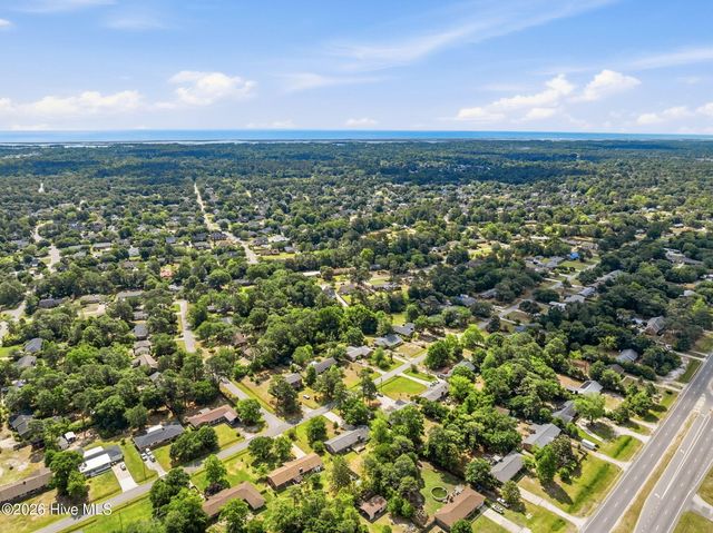 3316 Chalmers Drive, Wilmington, NC 28409