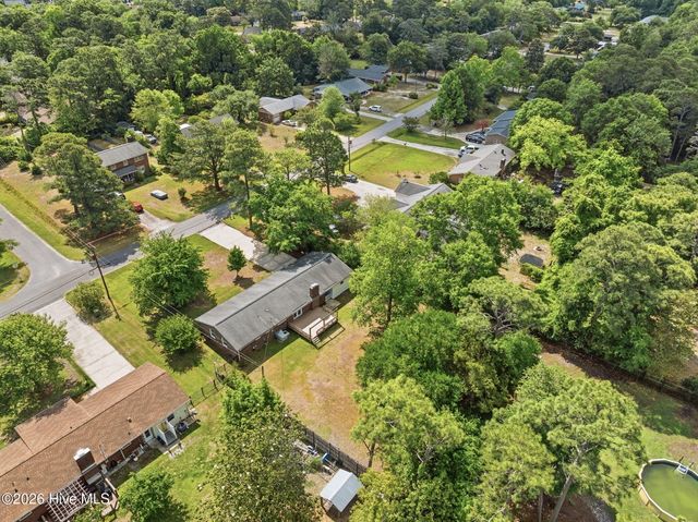 3316 Chalmers Drive, Wilmington, NC 28409