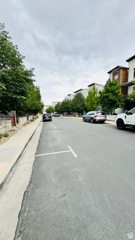 5106 W LAURESTON WAY, Herriman, UT 84096