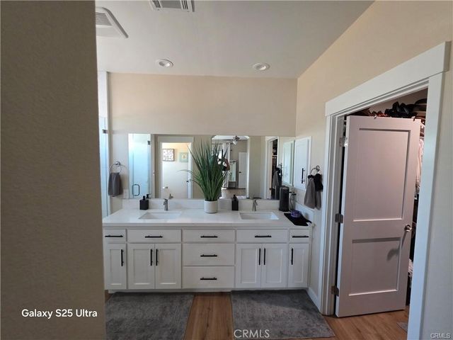 24236 CAHUILLA Road, Apple Valley, CA 92307