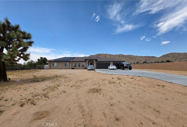 24236 CAHUILLA Road, Apple Valley, CA 92307