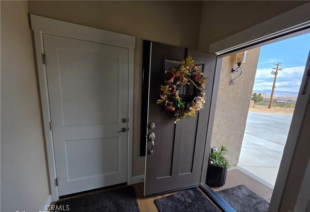 24236 CAHUILLA Road, Apple Valley, CA 92307