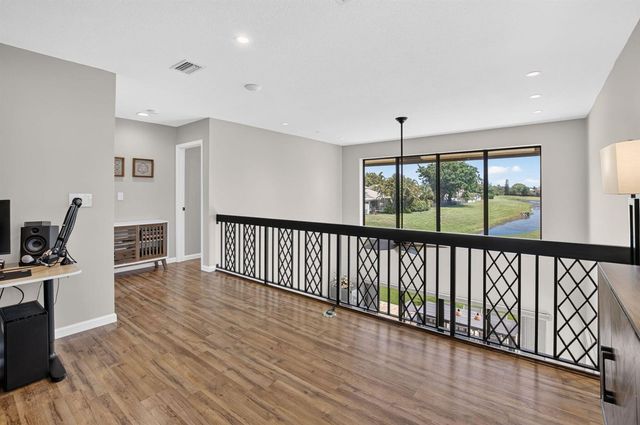 2833 SW 6th Street, Delray Beach, FL 33445