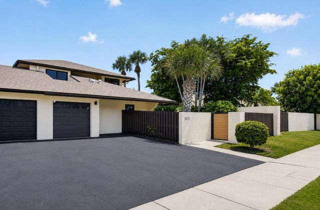 2833 SW 6th Street, Delray Beach, FL 33445