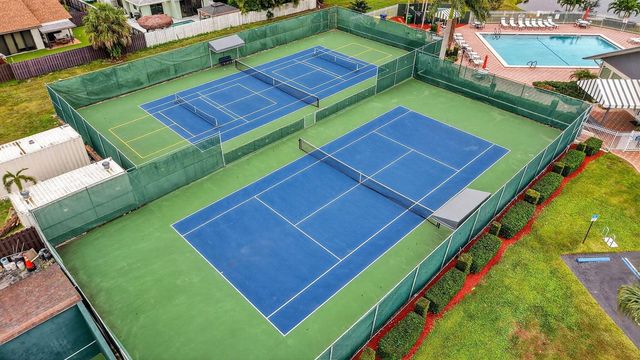 2833 SW 6th Street, Delray Beach, FL 33445