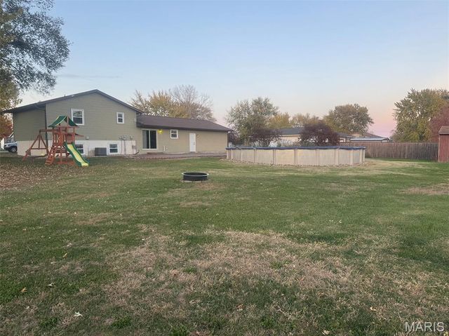 340 Westwood Drive, Kahoka, MO 63445