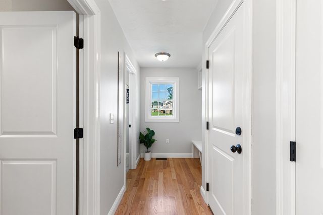 65 Henrietta Way, Taunton, MA 02780