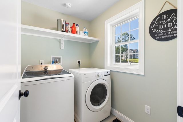 65 Henrietta Way, Taunton, MA 02780