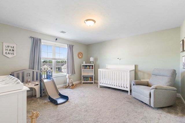 65 Henrietta Way, Taunton, MA 02780