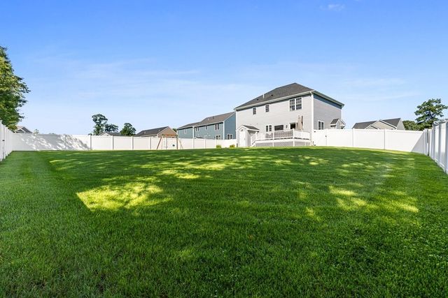65 Henrietta Way, Taunton, MA 02780