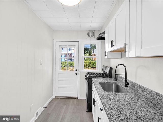 6817 DULUTH AVE, Dundalk, MD 21222