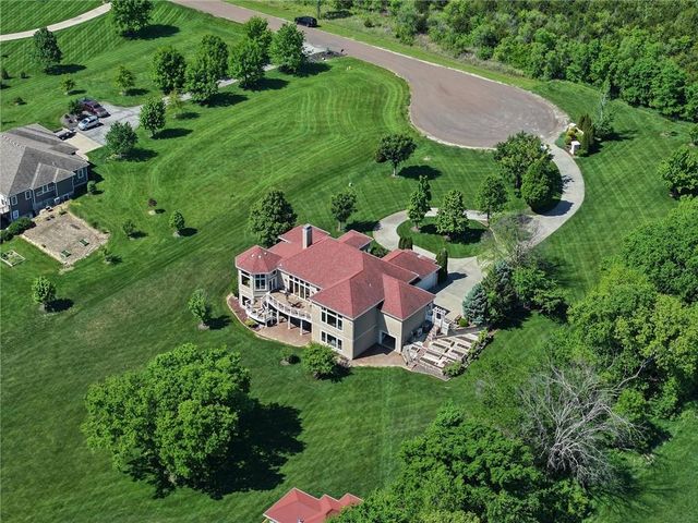 17590 188th Terrace, Tonganoxie, KS 66086