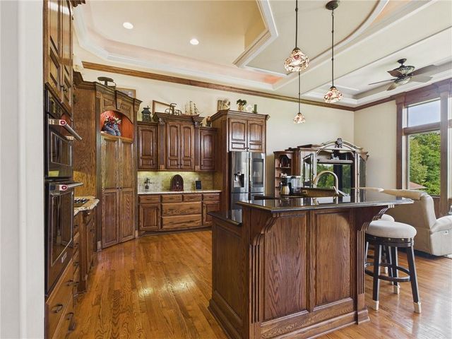 17590 188th Terrace, Tonganoxie, KS 66086