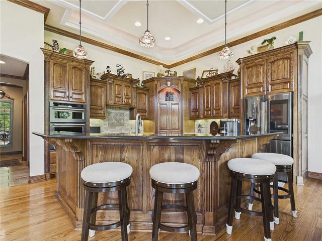 17590 188th Terrace, Tonganoxie, KS 66086