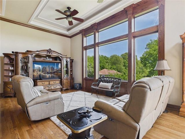 17590 188th Terrace, Tonganoxie, KS 66086