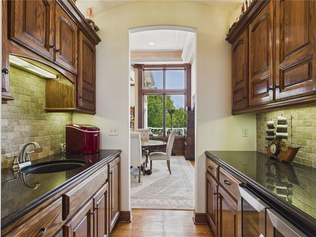 17590 188th Terrace, Tonganoxie, KS 66086