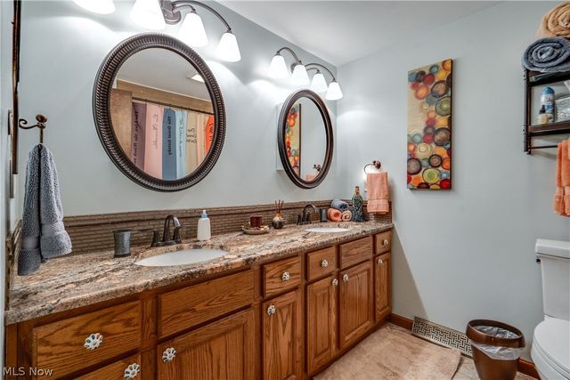 5269 Woodview Avenue, Louisville, OH 44641