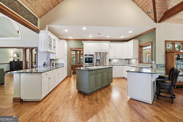560 Shetland Trace, Big Canoe, GA 30143