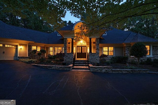 560 Shetland Trace, Big Canoe, GA 30143