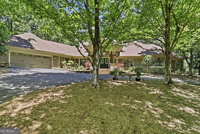 560 Shetland Trace, Big Canoe, GA 30143