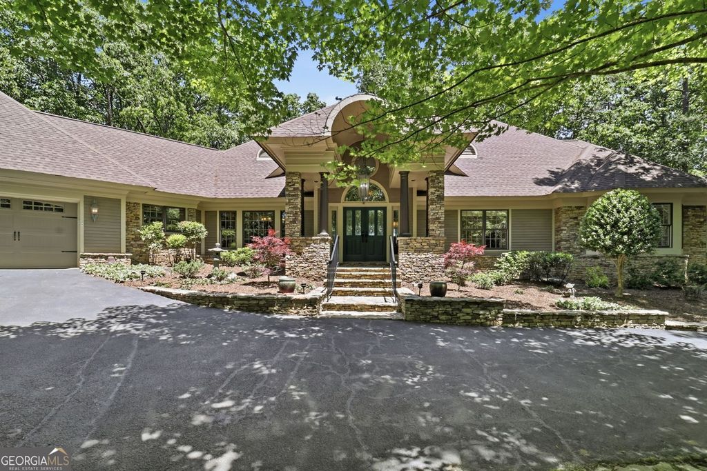 560 Shetland Trace, Big Canoe, GA 30143