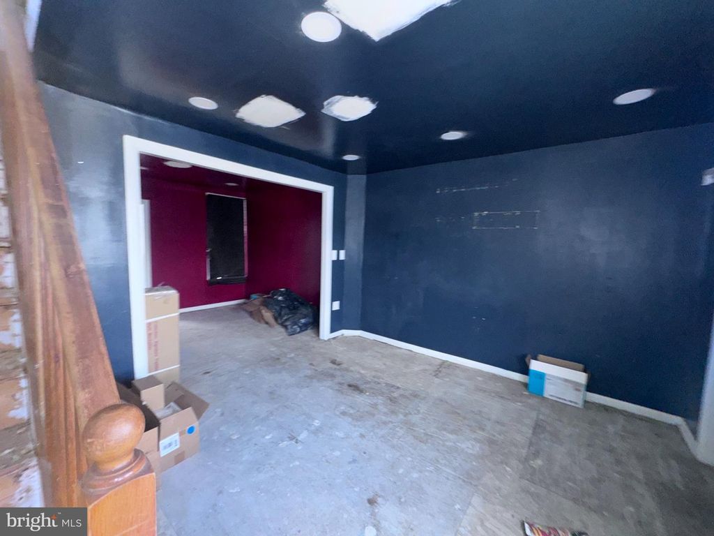 310 W COURTLAND ST, PHILADELPHIA, PA 19140 — photo 3