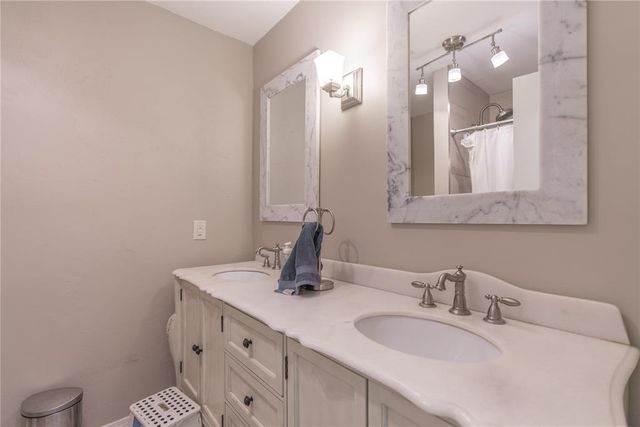 3204 Marla Lane, Edmond, OK 73034