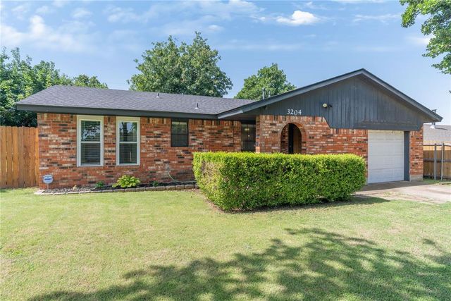 3204 Marla Lane, Edmond, OK 73034