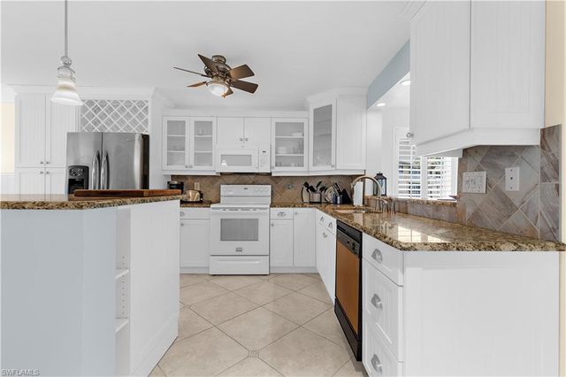 1190 Yesica Ann CIR B101, Naples, FL 34110