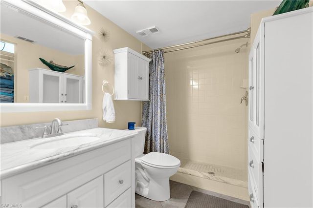 1190 Yesica Ann CIR B101, Naples, FL 34110