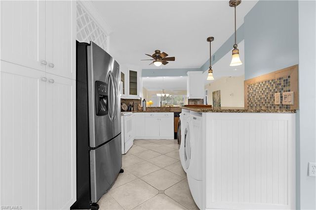 1190 Yesica Ann CIR B101, Naples, FL 34110