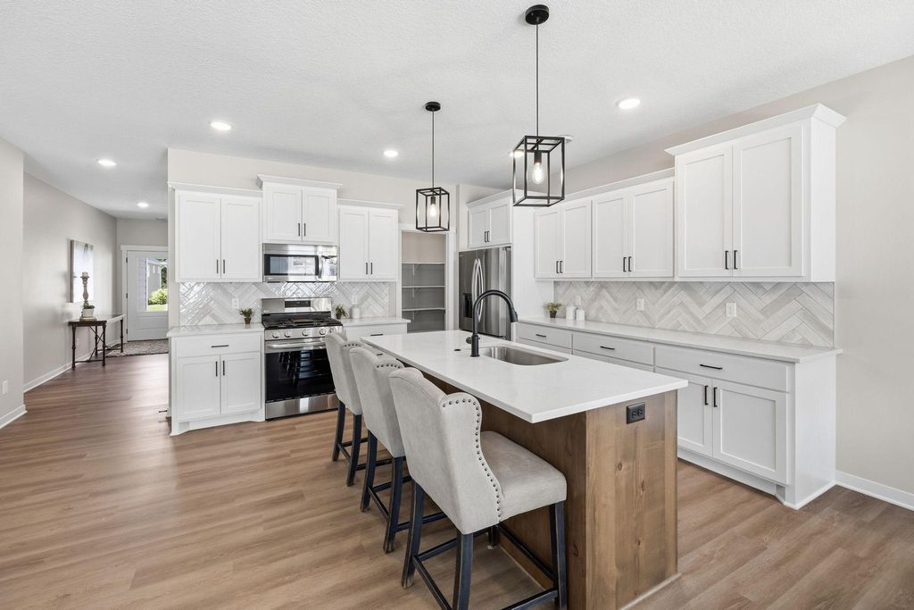 13810 102nd Court N, Maple Grove, MN 55369 — photo 3