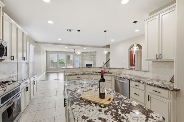 15801 Weymouth Drive, Frisco, TX 75036