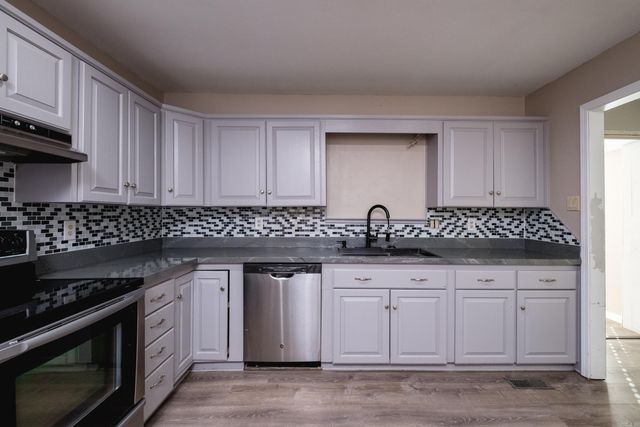 9221 Daybright Circle, Mabelvale, AR 72103