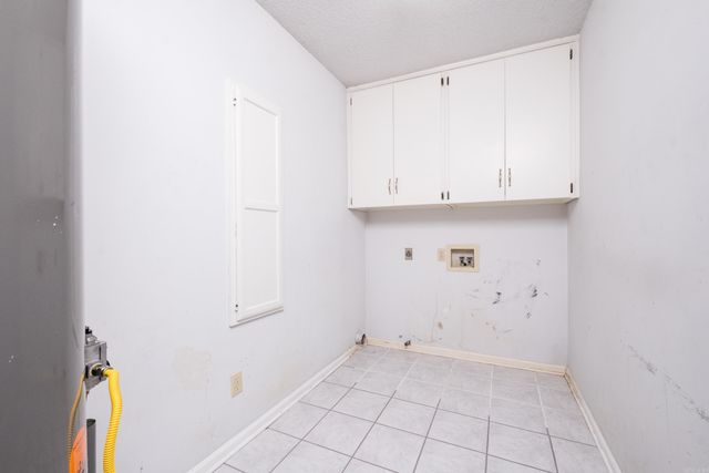 9221 Daybright Circle, Mabelvale, AR 72103