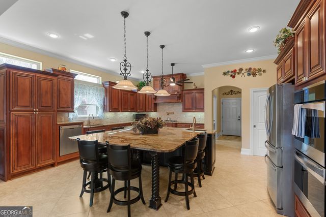 122 Bell Road, Jackson, GA 30233