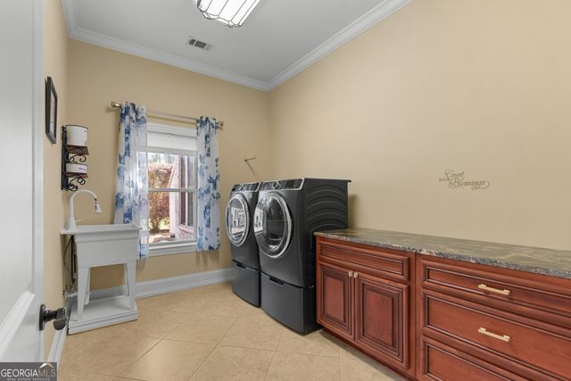 122 Bell Road, Jackson, GA 30233