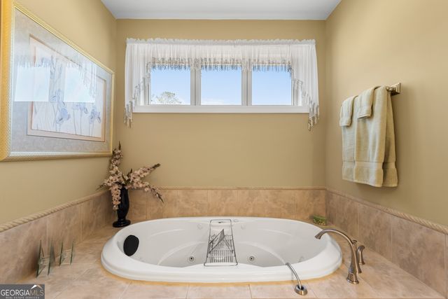 122 Bell Road, Jackson, GA 30233