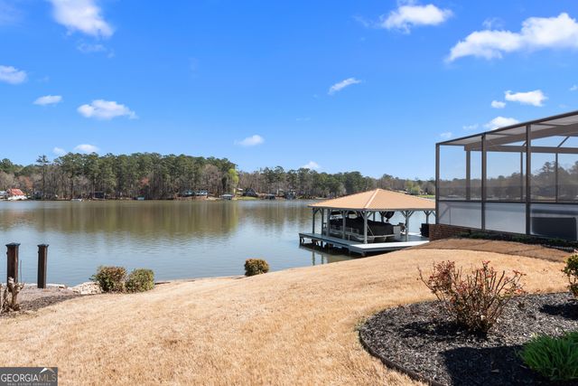 122 Bell Road, Jackson, GA 30233