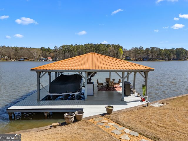 122 Bell Road, Jackson, GA 30233