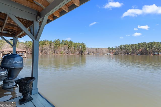 122 Bell Road, Jackson, GA 30233