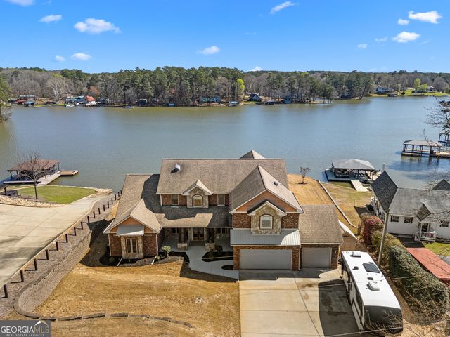 122 Bell Road, Jackson, GA 30233