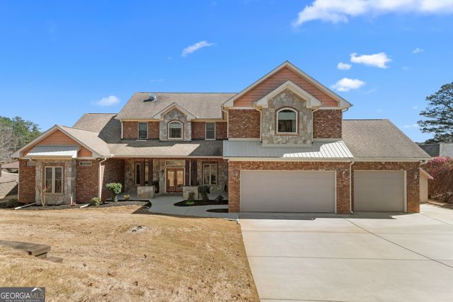 122 Bell Road, Jackson, GA 30233